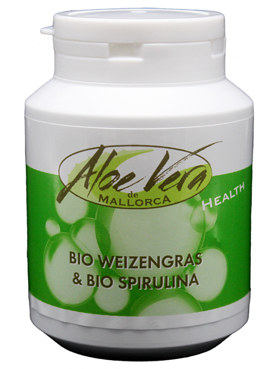 Organic wheatgrass with organic spirulina capsules